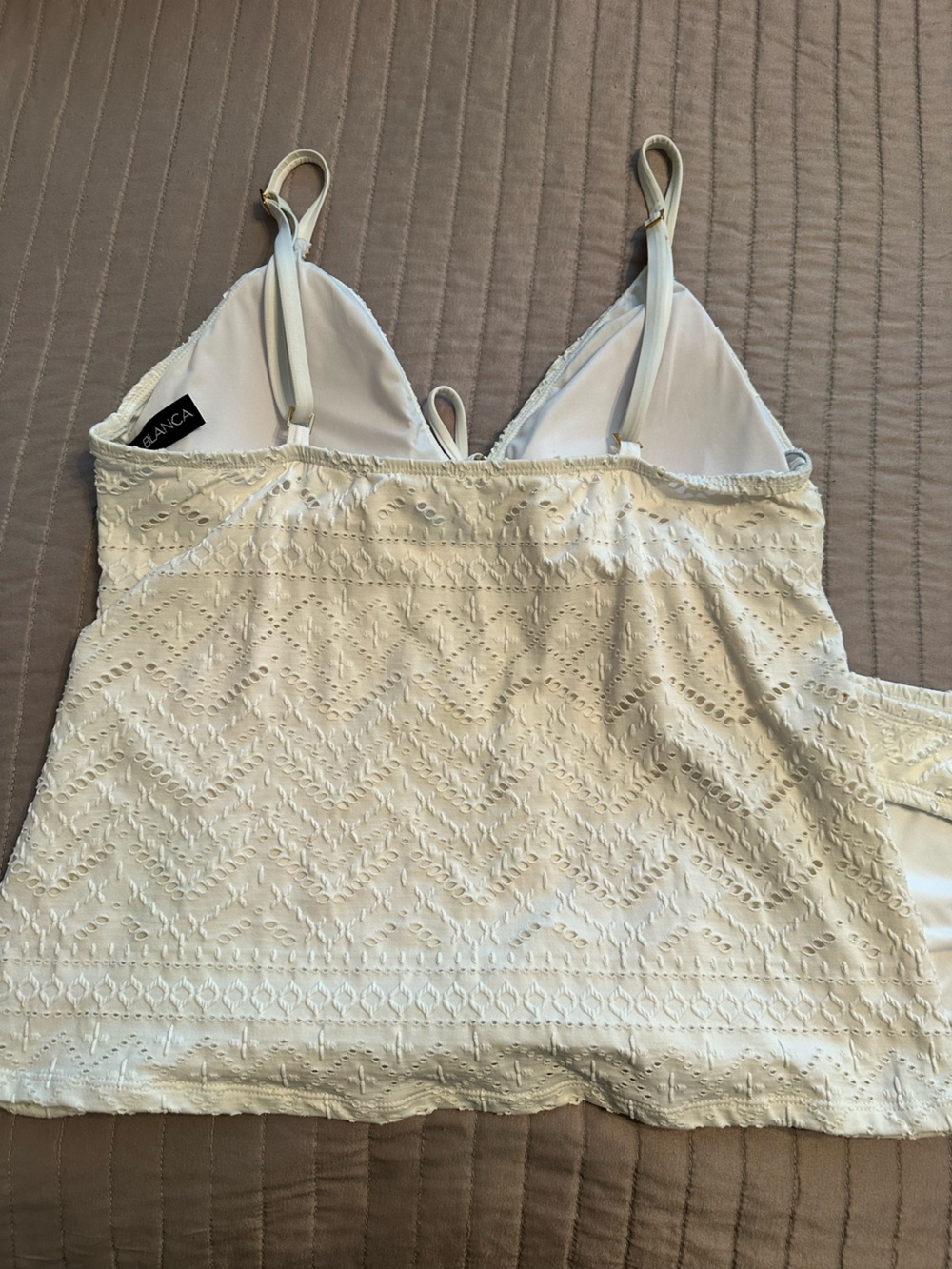 La Blanca Ivory Eyelet Tankini Top with Tassel & Matching Bikini Bottoms - Picture 4 of 5